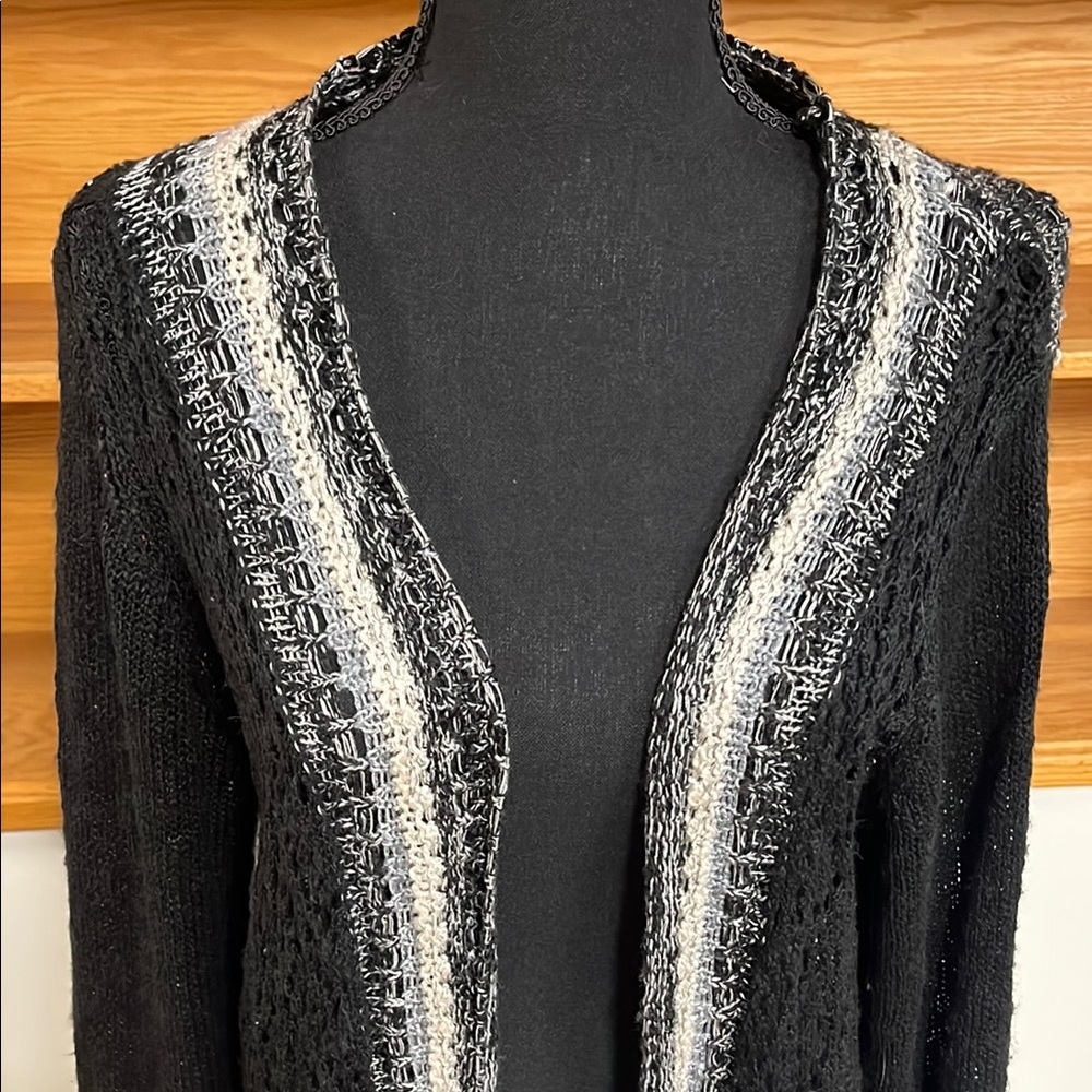 🍀6/$20 Energe Black and Gray Cardigan with Elegant Fringe - Picture 3 of 7